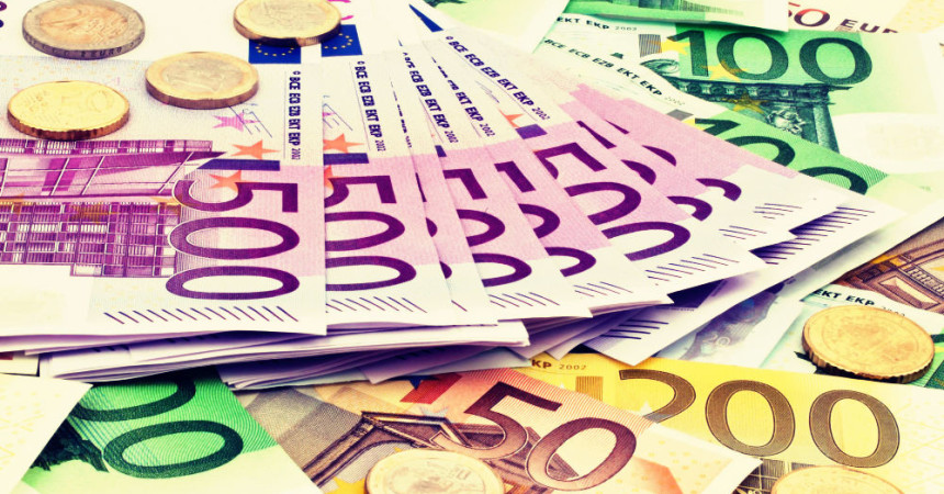 Литва переходит на евро с 1 января 2015 года Литва переходит на евро с 1 января 2015 года